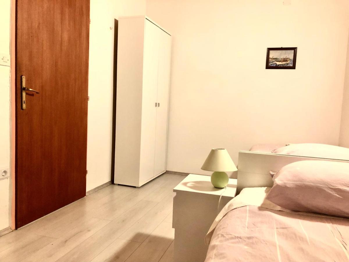 Nar Apartment Mrljane Exteriér fotografie